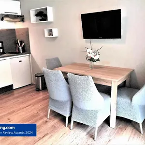 T2, Hypercentre, Calme, Terrasse, Parking Apartamento